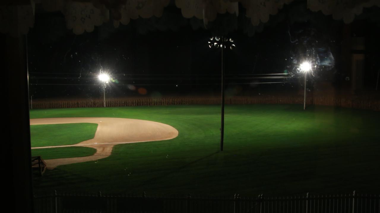 Appartement Field Of Dreams House à Dyersville Extérieur photo